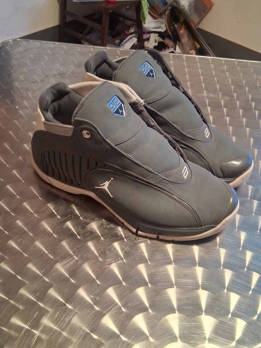Jordan Men's Derek Jeter Dark Gray and White Athletic Sneakers - Picture 9 of 10